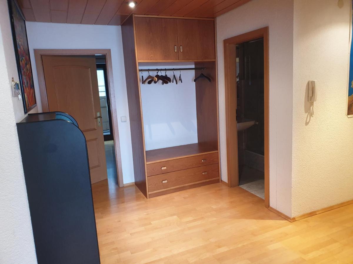 Wohnung für 4 Personen, 2 Schlafzimmer, 2 Parkplätze, WLAN Konstanz Exterior foto