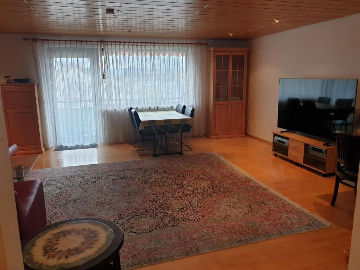 Wohnung für 4 Personen, 2 Schlafzimmer, 2 Parkplätze, WLAN Konstanz Exterior foto