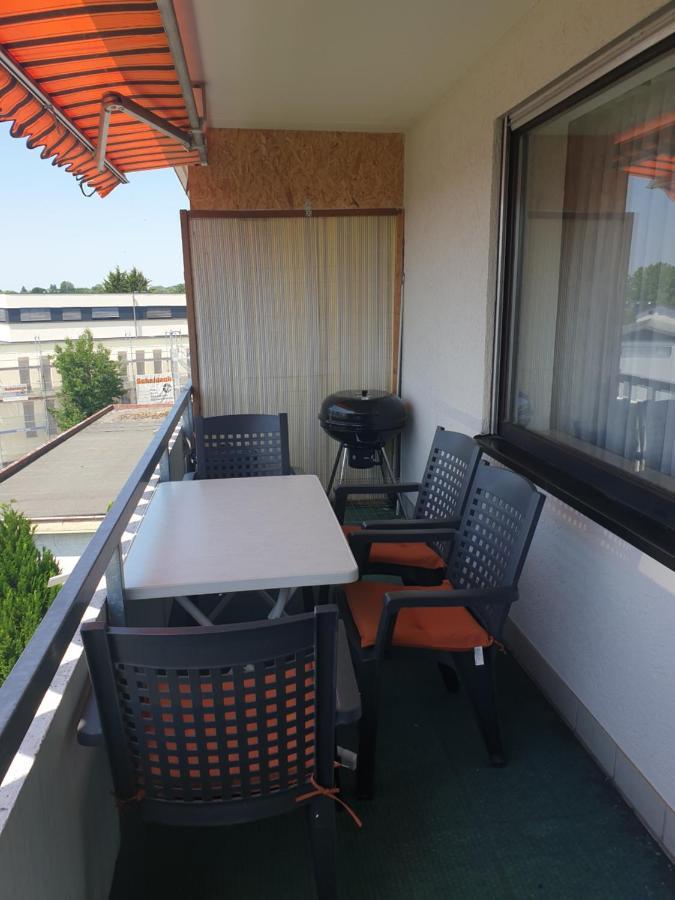 Wohnung für 4 Personen, 2 Schlafzimmer, 2 Parkplätze, WLAN Konstanz Exterior foto